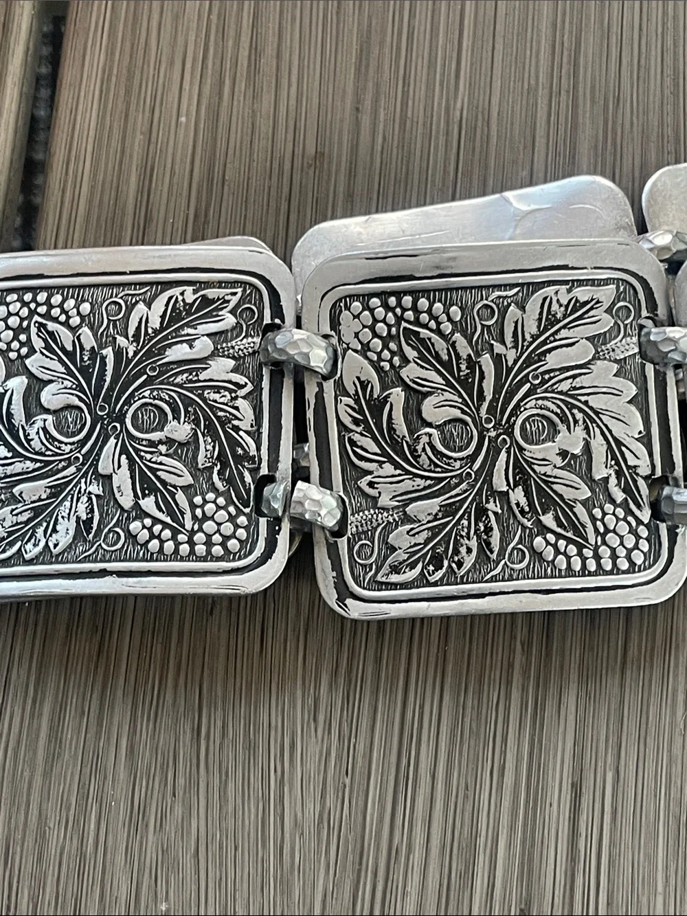 Alpaca silver Ornate Floral Link Belt - Silver Tone